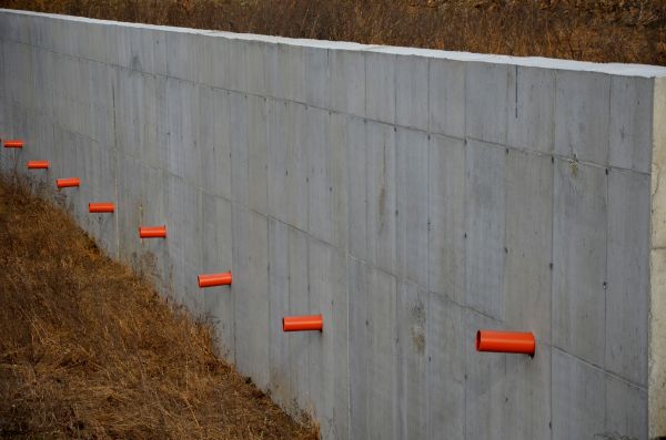 Cost of Retaining Wall Drainage in Nashville