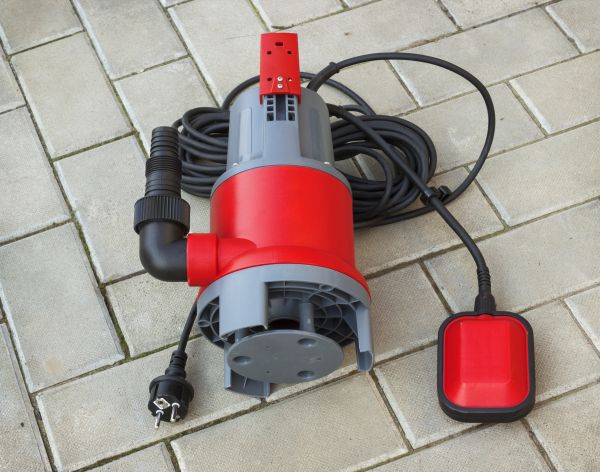 Submersible Pump Installation in Nashville